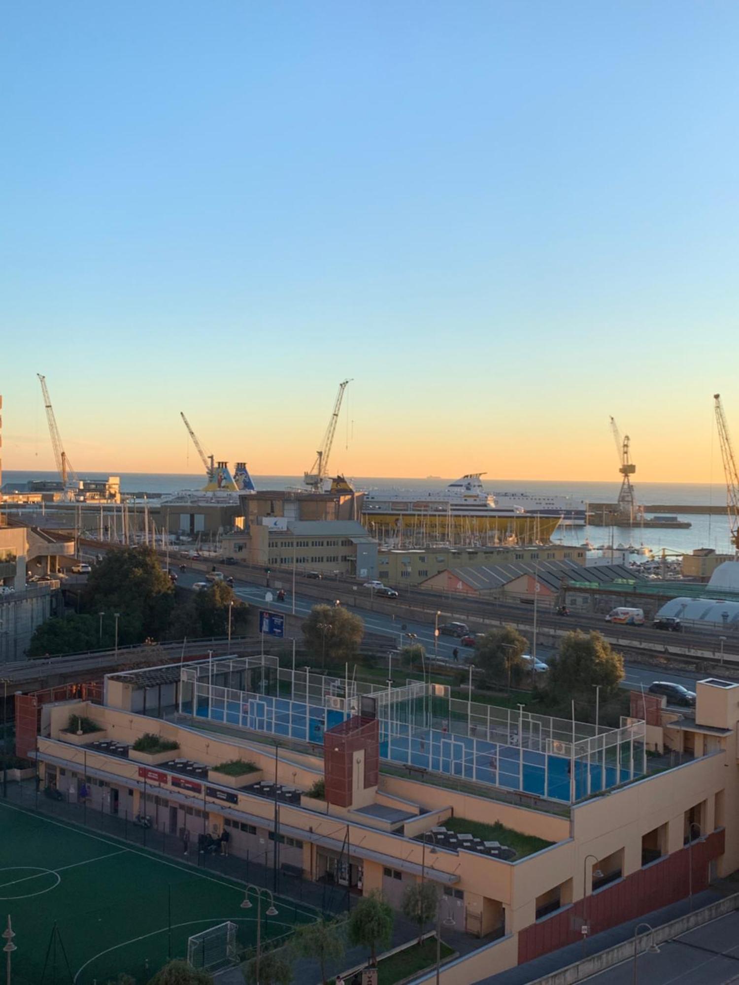 Appartement La Soffitta Sul Porto à Gênes Extérieur photo